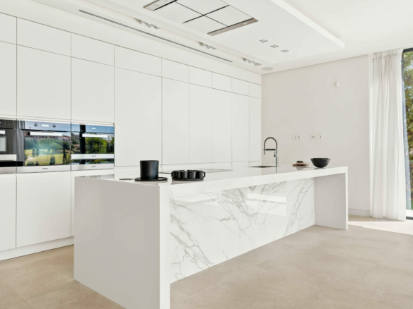 Benahavis – Contemporary 7B Villa – Sea & Golf Views
