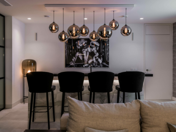 Benahavis – Contemporary 7B Villa – Sea & Golf Views