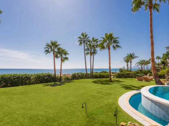 For Rent – Marbella East – Beachfront Mansion – Holiday Rental
