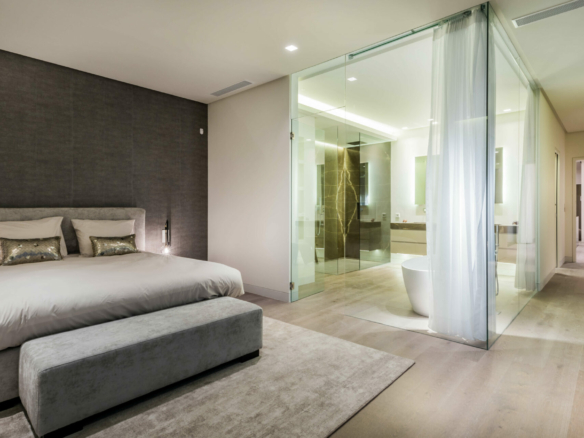 Benahavis – Contemporary 7B Villa – Sea & Golf Views