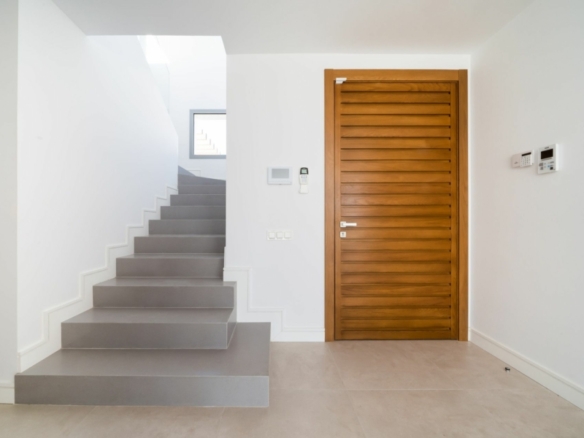 Marbella East – Modern villa – Gated – Sea Views