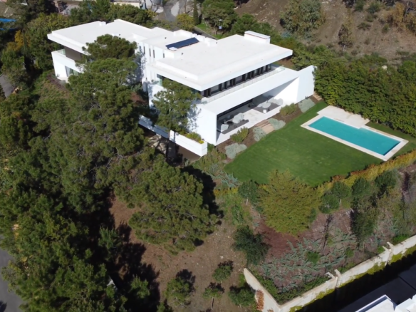 SOLD – Benahavis –  New Modern Quality Villas – Gated