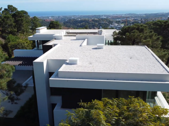 SOLD – Benahavis –  New Modern Quality Villas – Gated