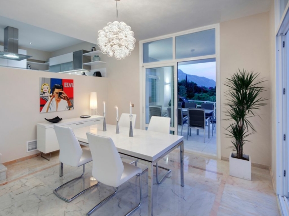 For sale – Benahavis – Modern Villa 4B – Sea Views