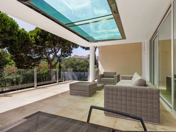 Marbella East – 6B villa – Near Beach – Rooftop Pool