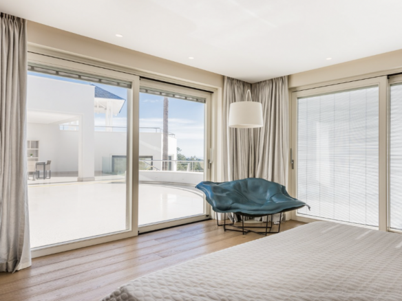 🏡 For Sale: Modern 5-Bedroom Villa with Breathtaking Sea Views in La Zagaleta 🌅🌴
