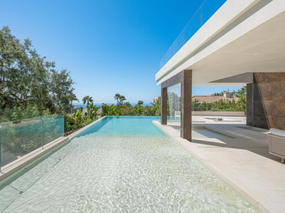 Sierra Blanca – Modern Villa – Sea Views
