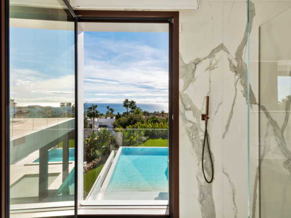 Sierra Blanca – Modern Villa – Sea Views