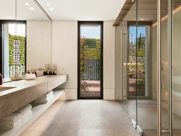 Benahavis – Modern 6B Villa – Sea Views – Gated
