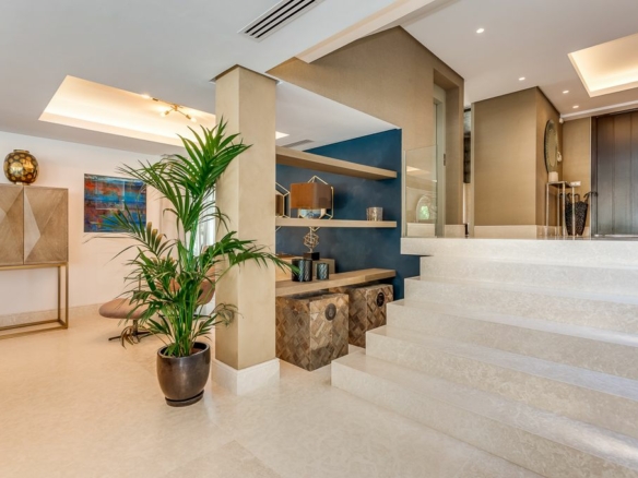 Golden Mile – Modern 4B villa – 2nd Line Beach