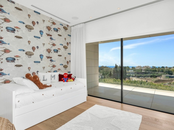 For sale – Golden Mile –  Modern 6B villa 🌴 – Sea & Mountain Views