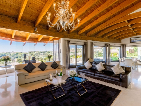 Benahavis – 10B Hotel – Sea Views – Gated