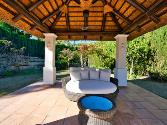 Nueva Andalucia – Nice 5B Golf Villa – Near Facilites