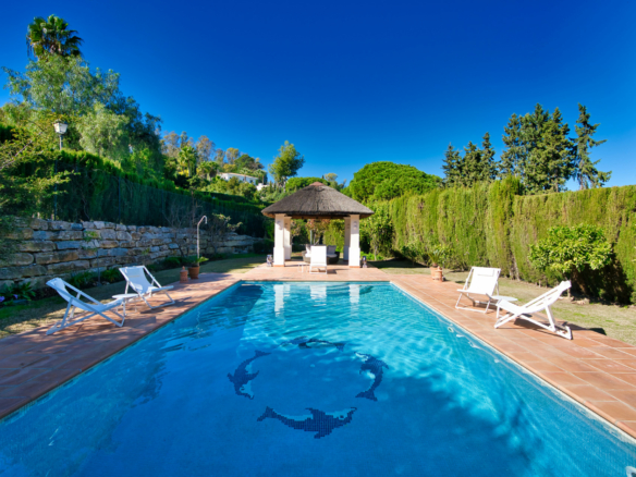 Nueva Andalucia – Nice 5B Golf Villa – Near Facilites
