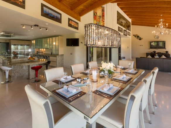 Benahavis – 10B Hotel – Sea Views – Gated