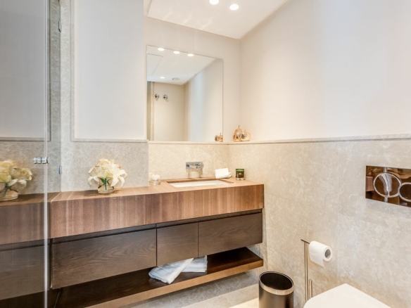 Golden Mile – Modern 4B villa – 2nd Line Beach