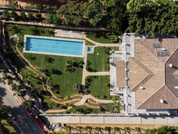 Golden Mile – 2500m2 new built Mansion – Sea Views 🌞