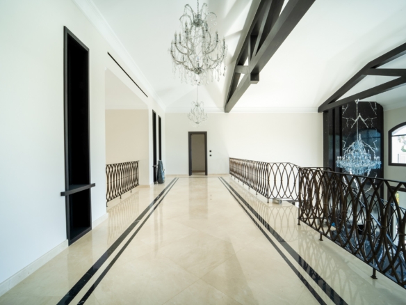 Golden Mile – 2500m2 new built Mansion – Sea Views 🌞