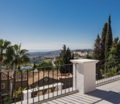 El Madroñal – 4B Villa – Gated – Sea Views
