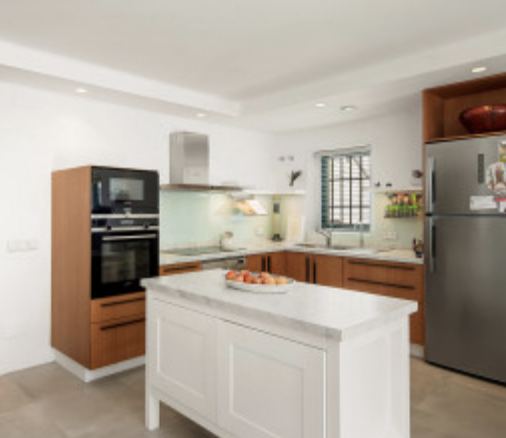 El Madroñal – 4B Villa – Gated – Sea Views