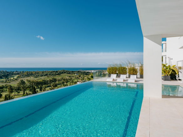 Reduced ✨ For Sale: Luxury Modern Villa in Benahavis with Stunning Sea Views ✨  🏎️ Huge Supercar Garage! 🏎️