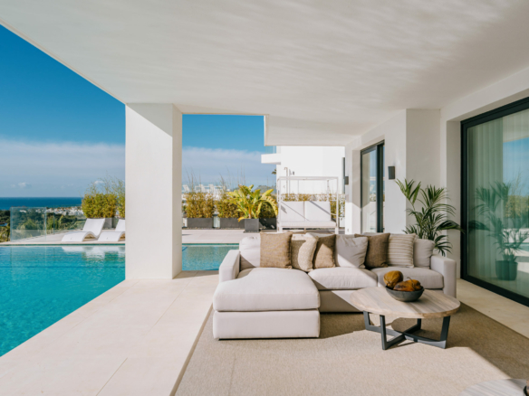 Reduced ✨ For Sale: Luxury Modern Villa in Benahavis with Stunning Sea Views ✨  🏎️ Huge Supercar Garage! 🏎️
