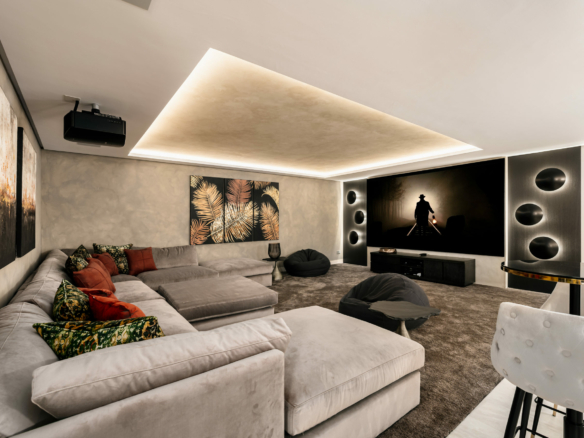 Reduced ✨ For Sale: Luxury Modern Villa in Benahavis with Stunning Sea Views ✨  🏎️ Huge Supercar Garage! 🏎️
