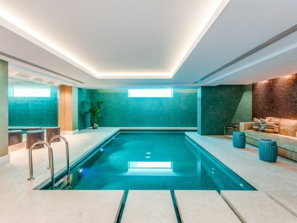 Golden Mile – Modern 4B villa – 2nd Line Beach