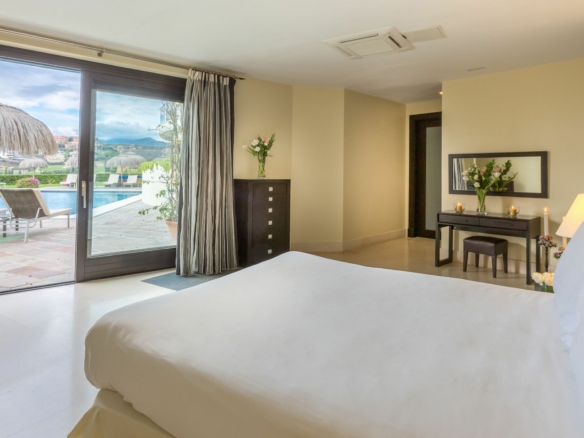 Benahavis – 10B Hotel – Sea Views – Gated