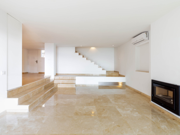 Marbella – Beachfront Townhouse – Sea views