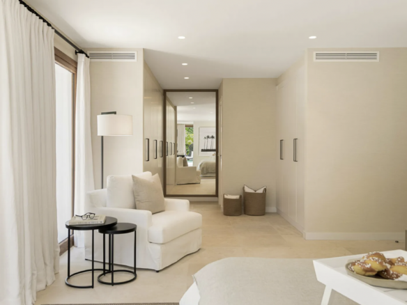 Nueva Andalucia – Modern luxury Villa – Near Facilities