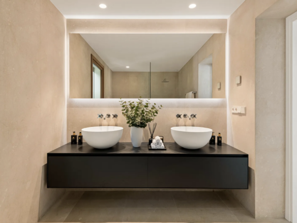 Nueva Andalucia – Modern luxury Villa – Near Facilities
