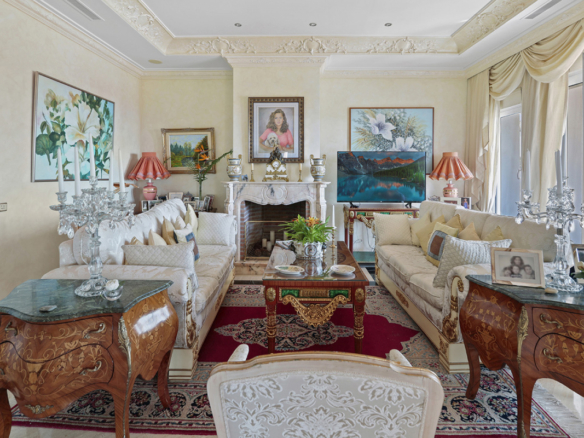 SOLD 🏡 Benahavis – Classic 5-Bedroom Hilltop Mansion with Stunning Sea & Mountain Views 🌊⛰️