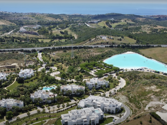 Lagoon Pool Development – South of Spain