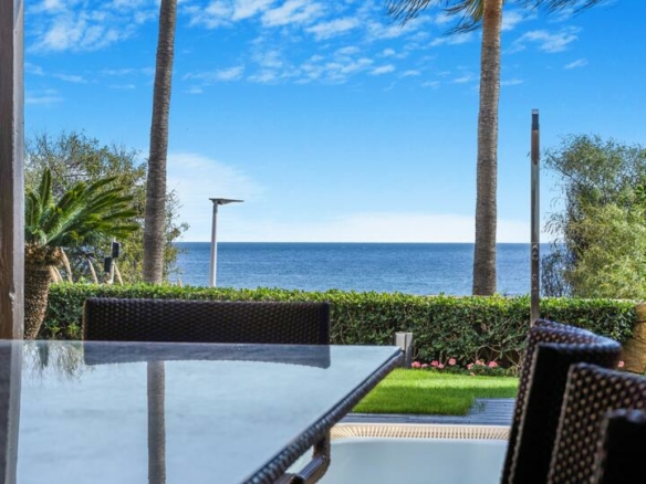 For Sale / Rent – 1st Line Beach Development  – Granados del Mar (Estepona)