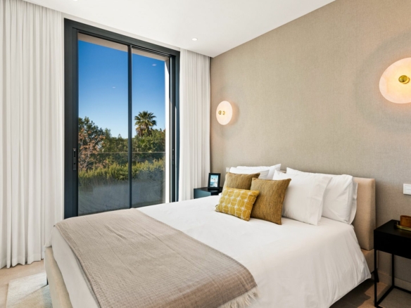 Golden Mile – 3B new Modern villa – Sea views