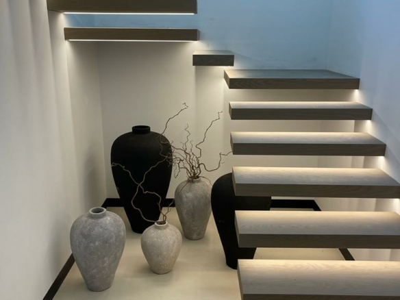 Puerto Banus – 5B Modern villa – Walk to Beach  – For Rent