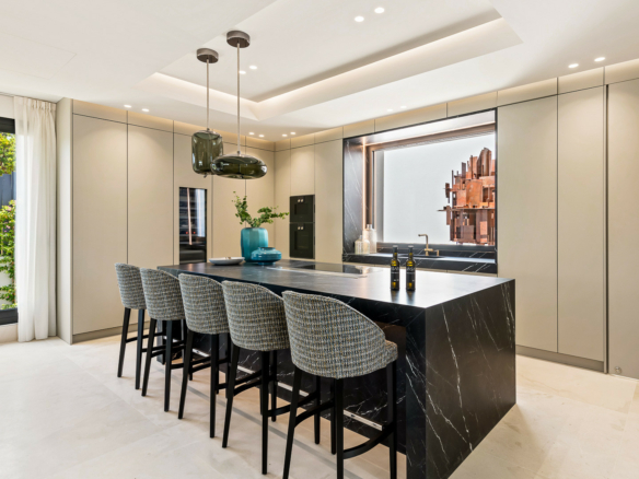 SOLD – Golden Mile – Modern 9B Villa – Sea Views – Gated