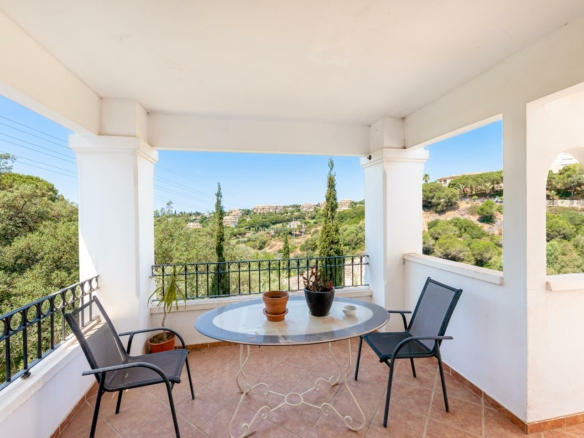 Marbella East – 5B Villa – Bargain