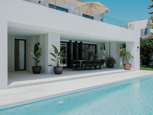 New Golden Mile – Modern Key ready villa