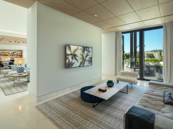 Nueva Andalucia – Modern 6B Mansion – 1st Line Golf