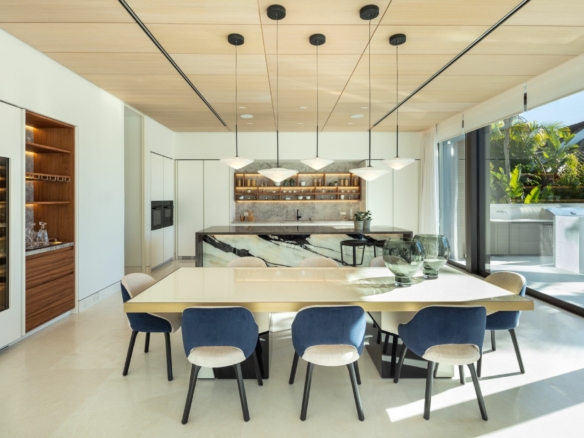 Nueva Andalucia – Modern 6B Mansion – 1st Line Golf