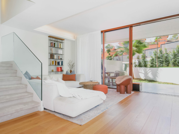Golden mile  – Modern 4B villa for sale