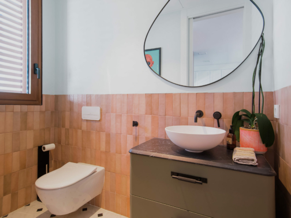 Golden mile  – Modern 4B villa for sale