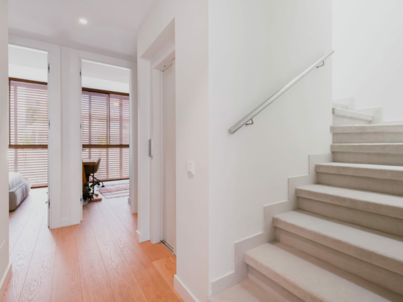 Golden mile  – Modern 4B villa for sale