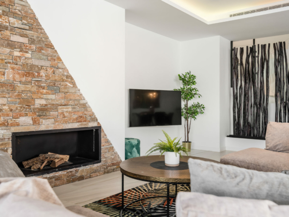 San Pedro Beachside – Modern villa for sale
