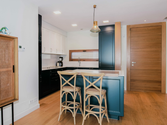Golden mile  – Modern 4B villa for sale