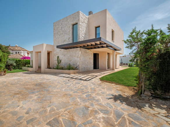 Benahavis – Ibiza Style Villa