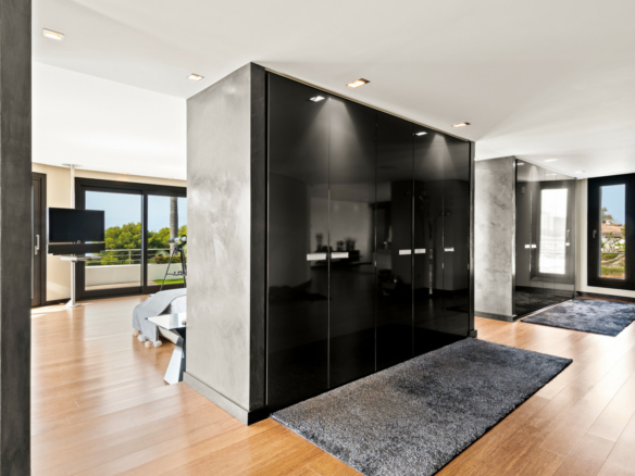 Marbella East – Modern 7B Mansion -Sea Views -Tennis Court