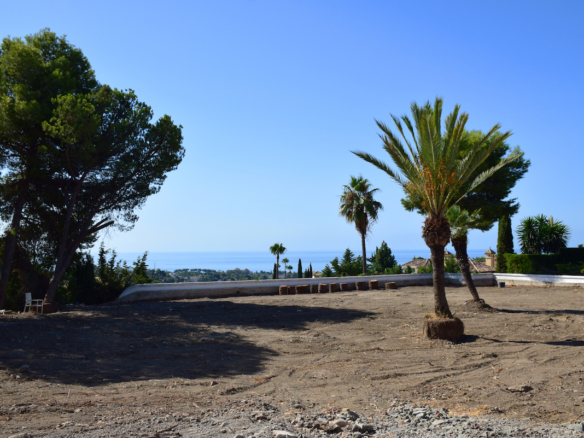 Benahavis  – Modern Hilltop Villa – Sea Views
